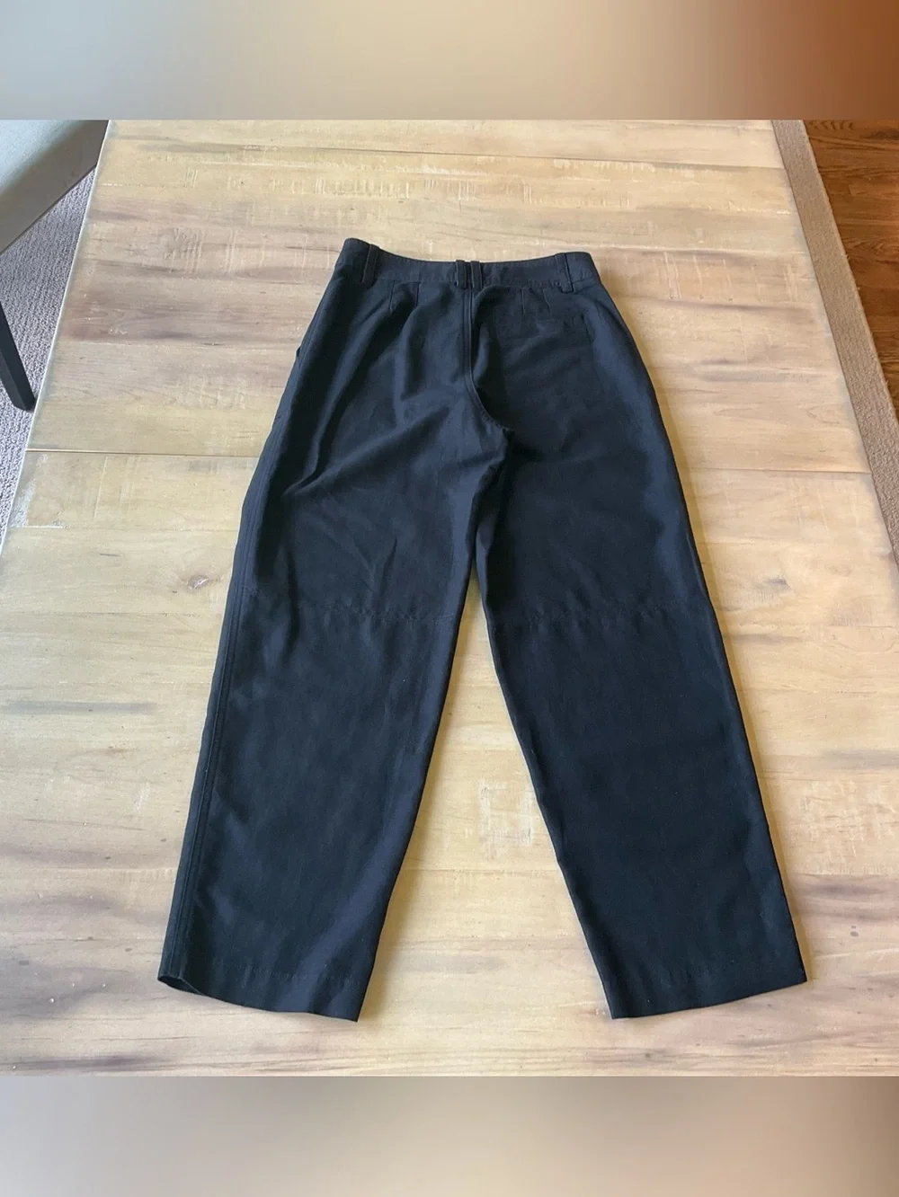 Banana Republic Black The Weekend Slim Barrel Leg Linen / Cotton size 4